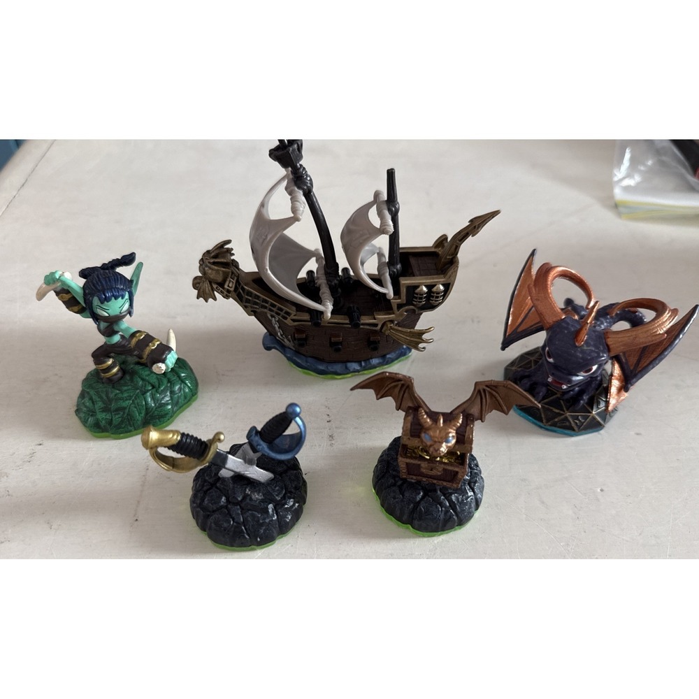 Skylanders Spyro's Adventure PirateShip Ghost Swords Mega Ram Lot Of 5